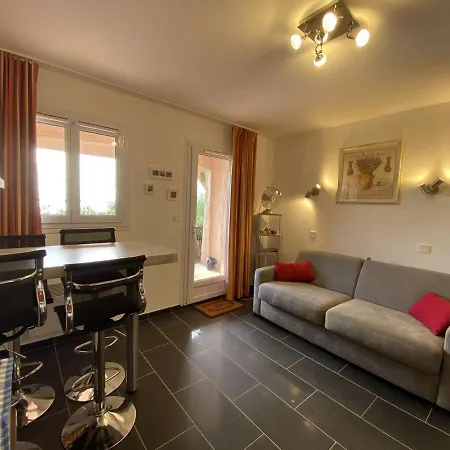 Familial Avec Terrasse, Piscine, Tennis Et Parking Aux Issambres - Fr-1-226-473 * Saint-Peïre-sur-Mer
